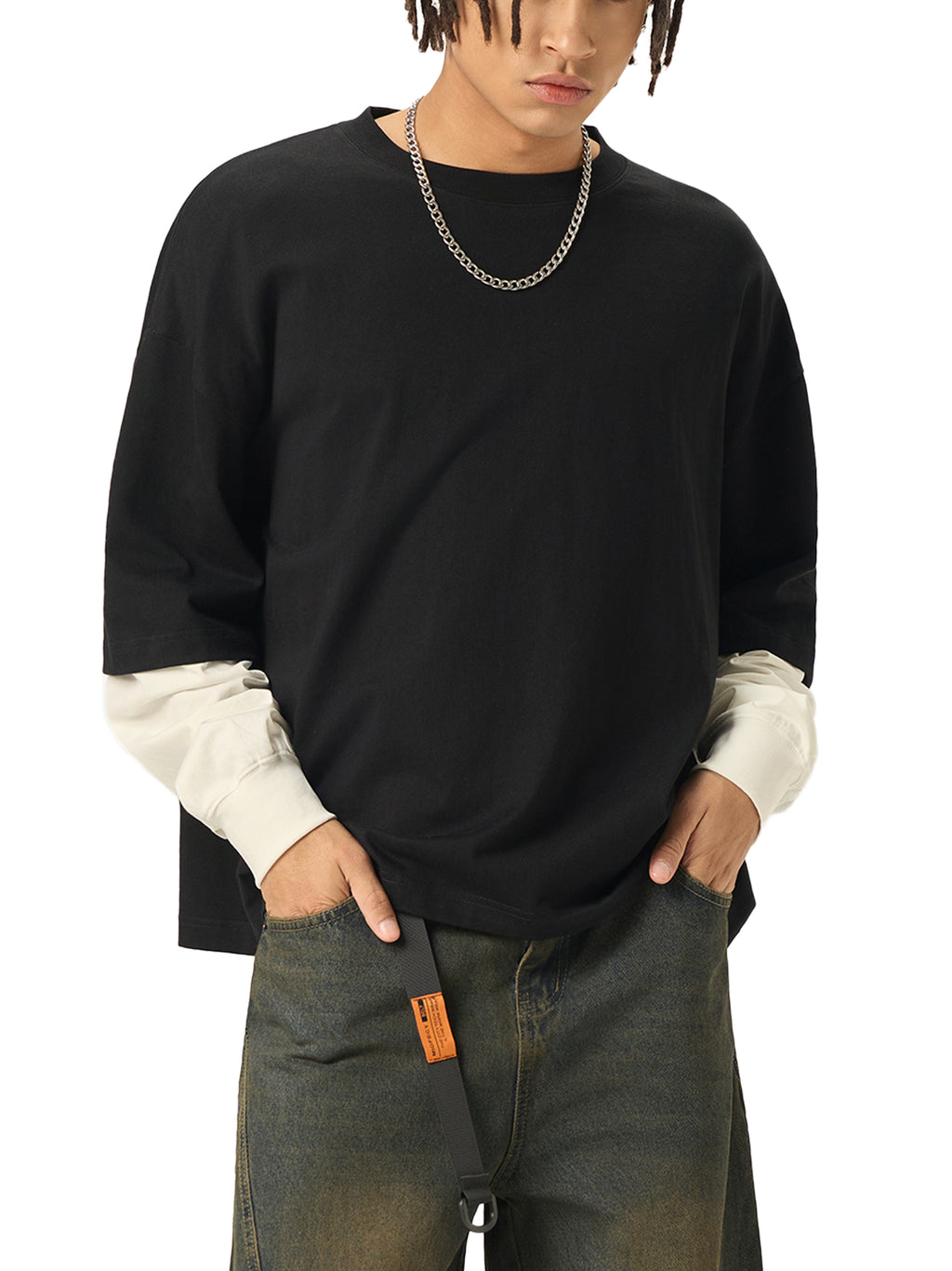 139 Koifish Layered Contrast Sleeve Cotton T-Shirt
